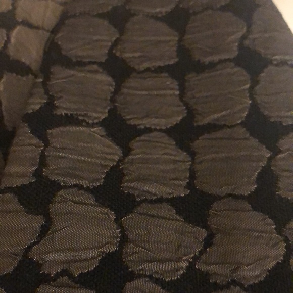 Gorgeous gray and black blazer - Picture 5 of 5